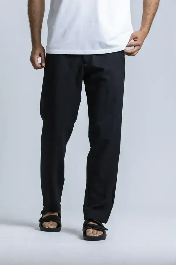 Relaxed fit trouser